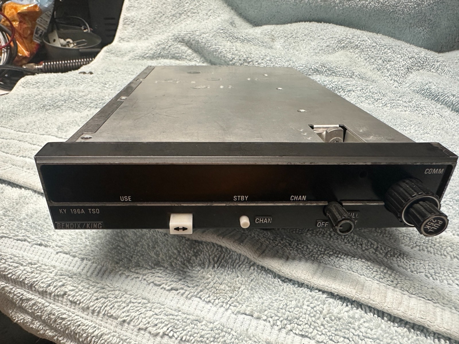 Bendix King KT196A TSO Com, PN 064-1054-30, digital flip-flop