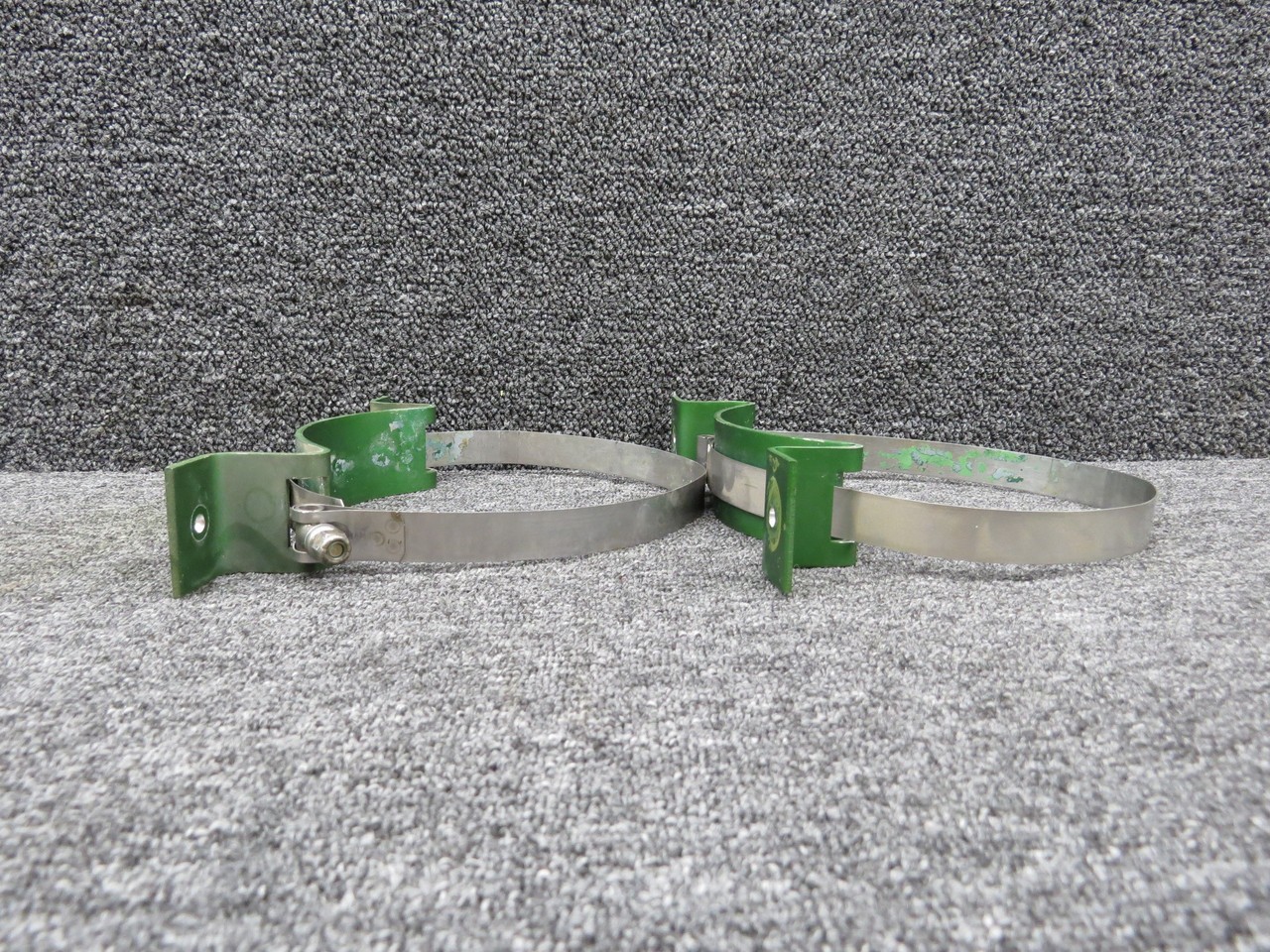 803272-10 Mooney M20K Oxygen Bottle Clamp Assembly