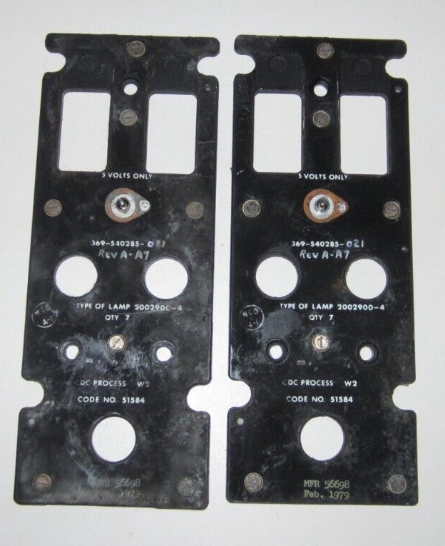 1 PAIR OF UNKNOWN AIRCRAFT COCKPIT PANELS AS PICTURED 1 HAS CRACK LOWER