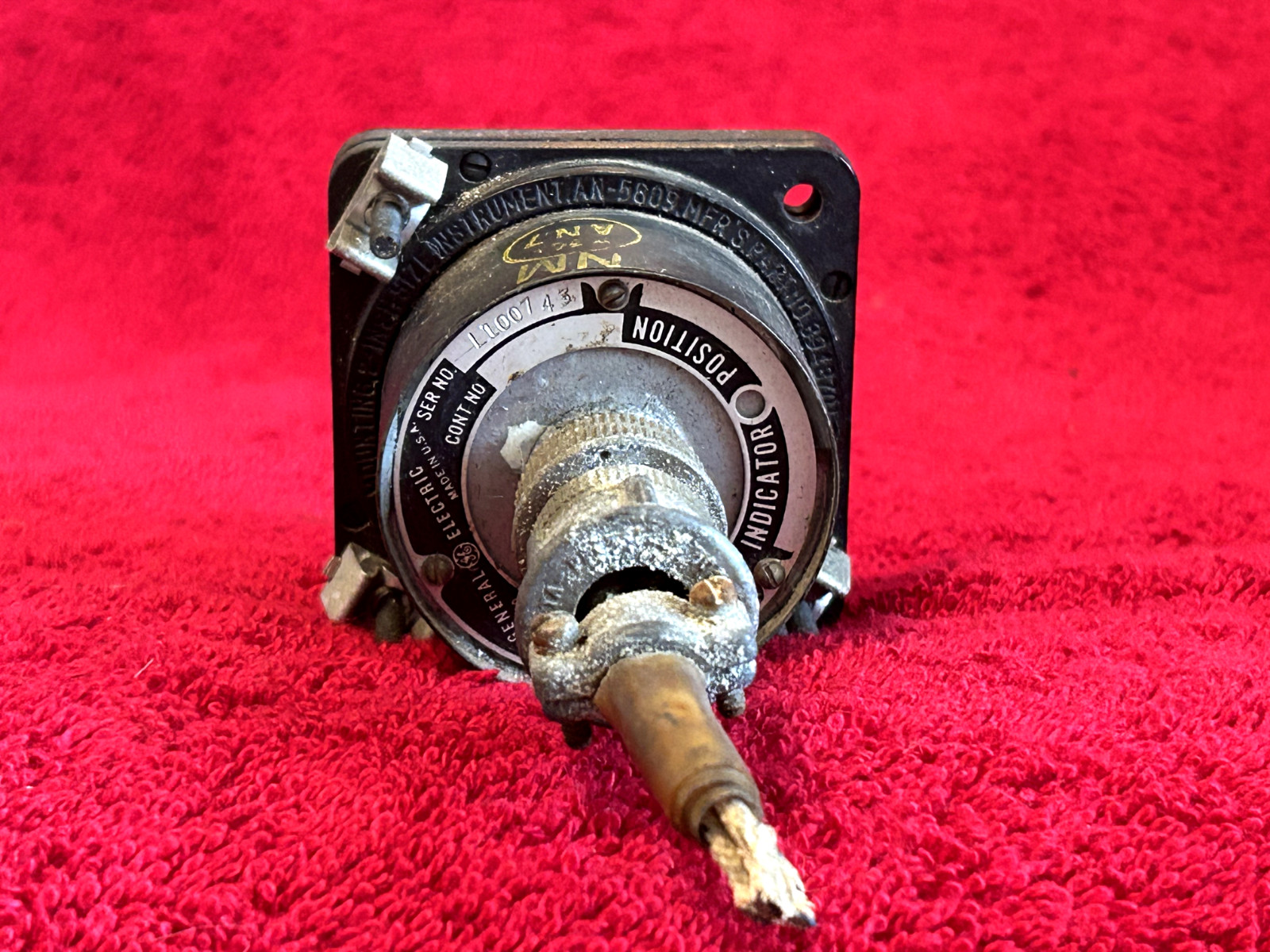 GENERAL ELECTRIC 2 1/4 IN. FLAP POSITION INDICATOR P/N 8DJ48-GCY